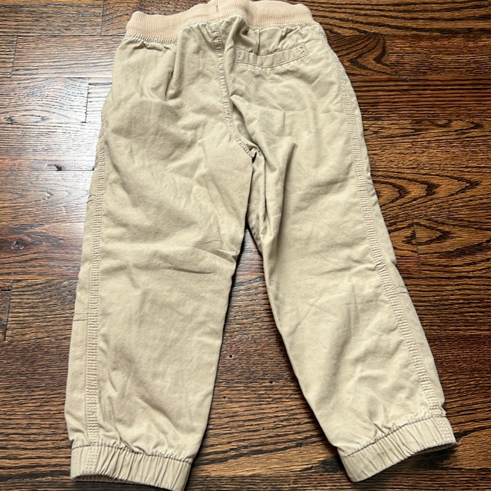 Carter’s Cargo set 2T - Picture 2 of 2